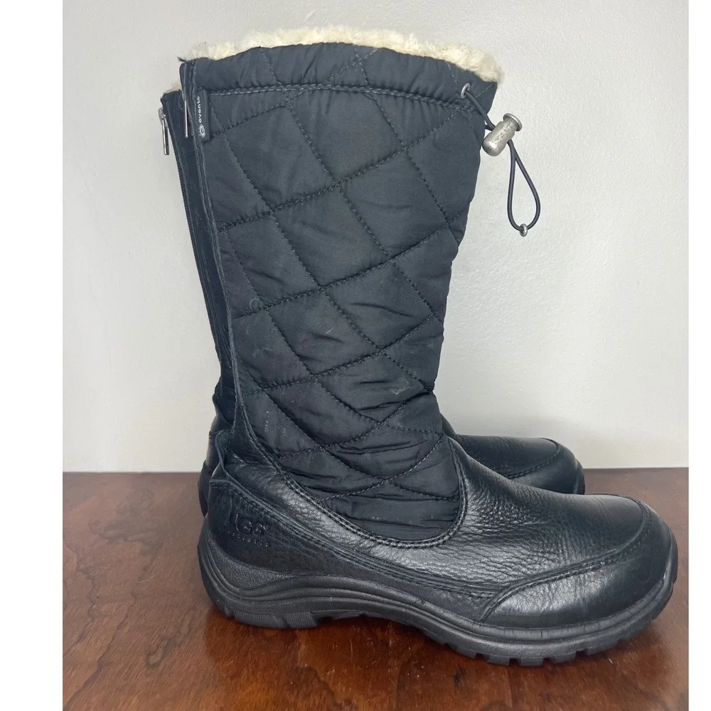 Ugg Australia 5160 Waterproof Quilted Winter Boots Black Women's Size 8 Vibram